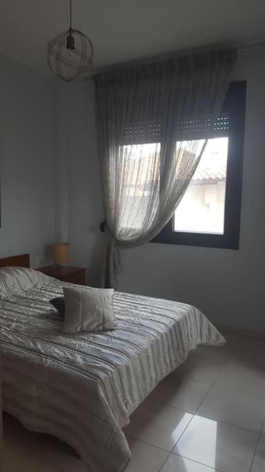 Two Bedroom Modern Apartment Komotiní Luaran gambar